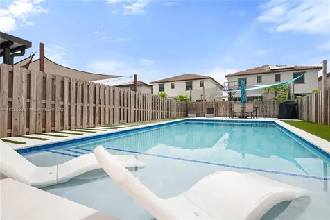 25433 SW 108th Court Homestead FL 33032