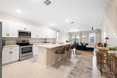 25433 SW 108th Court Homestead FL 33032