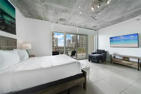 3250 NE 1st Avenue Miami FL 33137