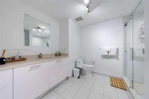 3250 NE 1st Avenue Miami FL 33137