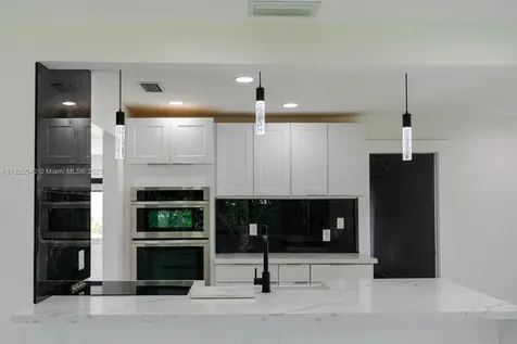 1009 Leisure Lane Boynton Beach FL 33426