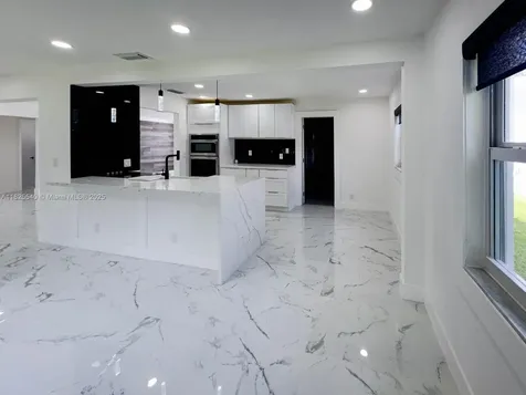 1009 Leisure Lane Boynton Beach FL 33426