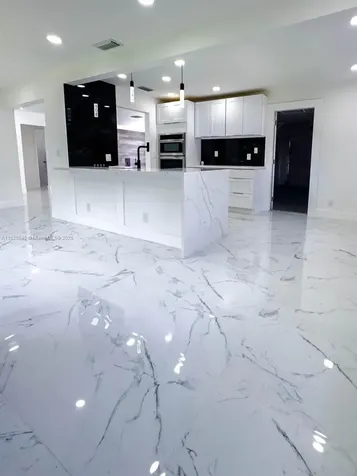 1009 Leisure Lane Boynton Beach FL 33426