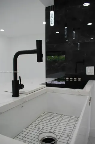 1009 Leisure Lane Boynton Beach FL 33426