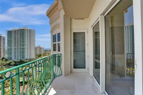 19900 E Country Club Drive Aventura FL 33180