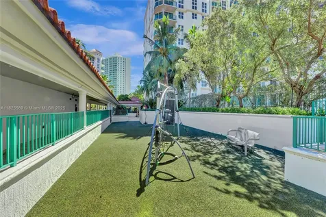 19900 E Country Club Drive Aventura FL 33180