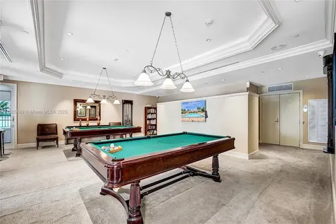 19900 E Country Club Drive Aventura FL 33180