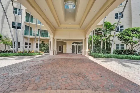 19900 E Country Club Drive Aventura FL 33180