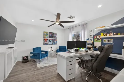 452 Rainbow Springs Terrace Royal Palm Beach FL 33411