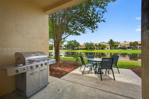 452 Rainbow Springs Terrace Royal Palm Beach FL 33411