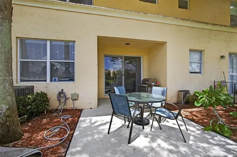 452 Rainbow Springs Terrace Royal Palm Beach FL 33411