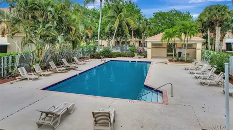 452 Rainbow Springs Terrace Royal Palm Beach FL 33411