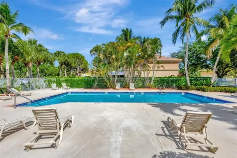 452 Rainbow Springs Terrace Royal Palm Beach FL 33411