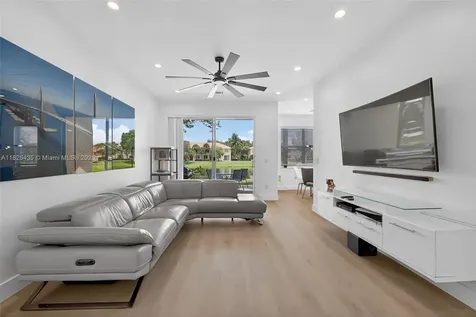 452 Rainbow Springs Terrace Royal Palm Beach FL 33411