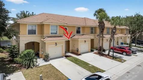 452 Rainbow Springs Terrace Royal Palm Beach FL 33411
