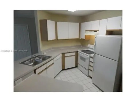 4045 W Mcnab Road Pompano Beach FL 33069