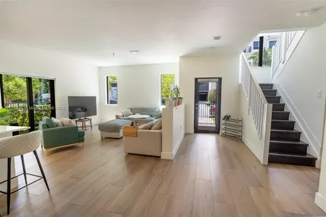 4269 NW 83rd Path Doral FL 33166