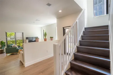 4269 NW 83rd Path Doral FL 33166