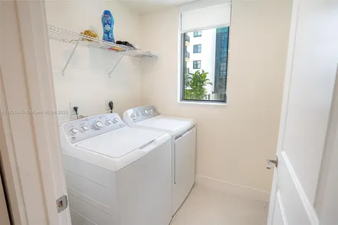 4269 NW 83rd Path Doral FL 33166
