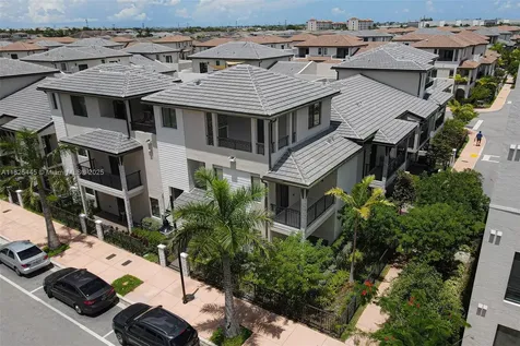 4269 NW 83rd Path Doral FL 33166