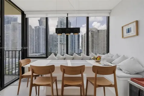 520 Brickell Key Drive Miami FL 33131
