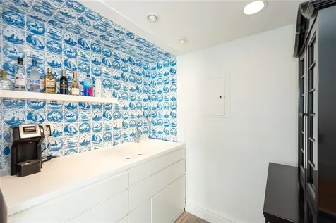 1100 West Avenue Miami Beach FL 33139