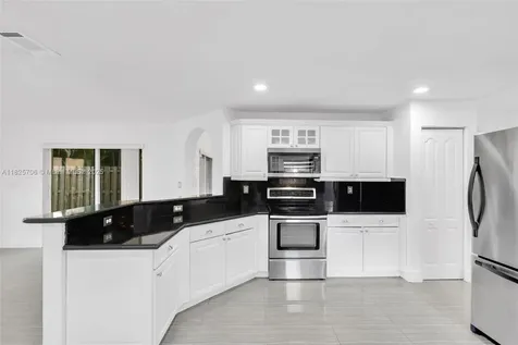 5134 NW 113th Avenue Doral FL 33178