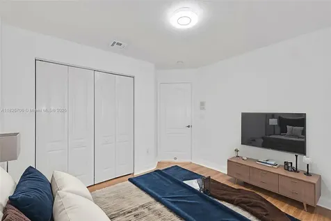 5134 NW 113th Avenue Doral FL 33178