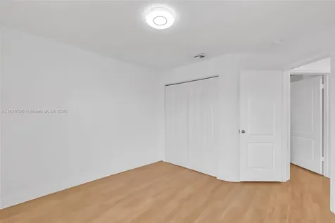 5134 NW 113th Avenue Doral FL 33178