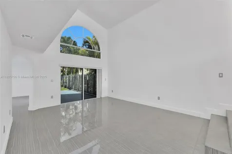5134 NW 113th Avenue Doral FL 33178
