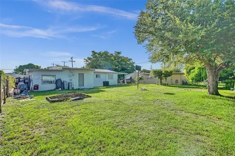 17415 NW 27th Court Miami Gardens FL 33056