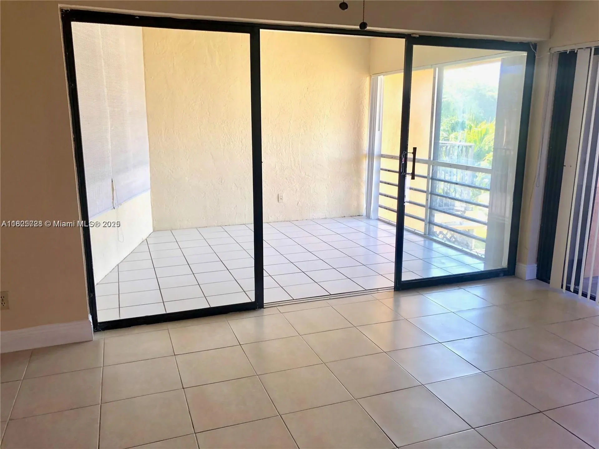 5995 Washington Street Hollywood FL 33023