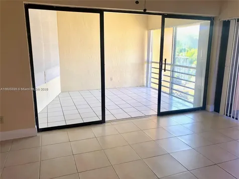 5995 Washington Street Hollywood FL 33023