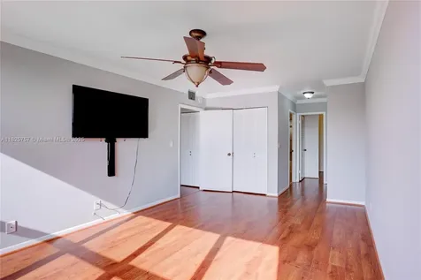 2500 Parkview Drive Hallandale Beach FL 33009