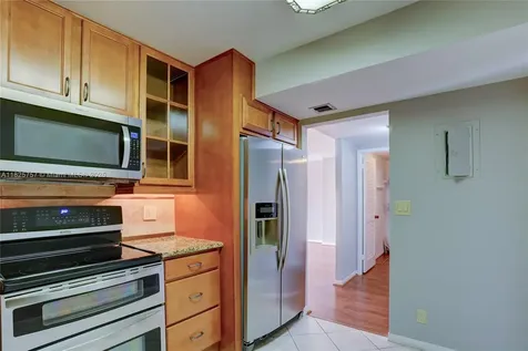 2500 Parkview Drive Hallandale Beach FL 33009