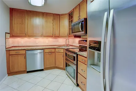 2500 Parkview Drive Hallandale Beach FL 33009
