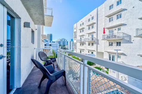1701 Sunset Harbour Drive Miami Beach FL 33139