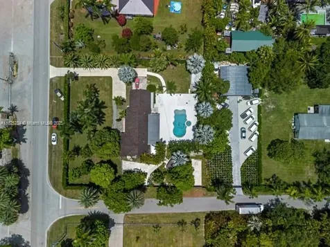 17975 SW 232nd Street Miami FL 33170