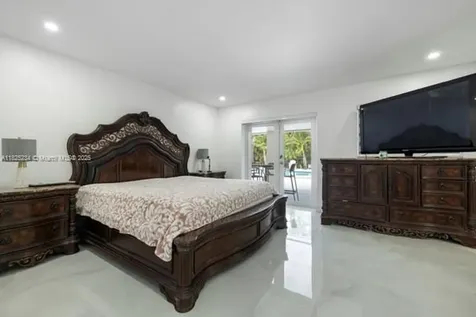 17975 SW 232nd Street Miami FL 33170