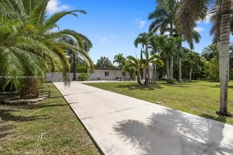 17975 SW 232nd Street Miami FL 33170