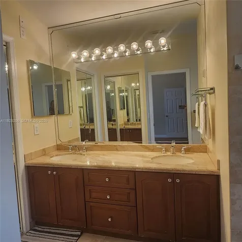 2017 NW 182nd Avenue Pembroke Pines FL 33029