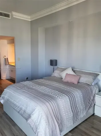 20335 W Country Club Drive Aventura FL 33180