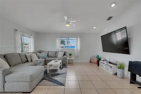 939 Plantation Road Key Largo FL 33037