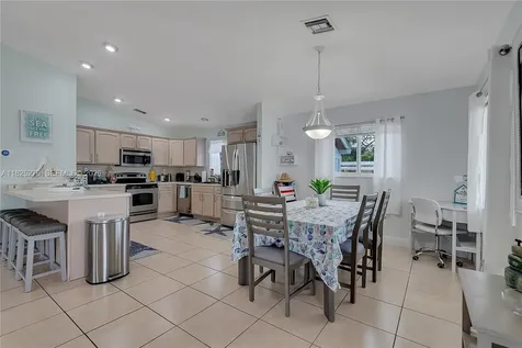 939 Plantation Road Key Largo FL 33037