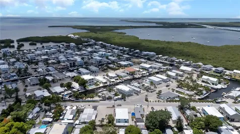 939 Plantation Road Key Largo FL 33037