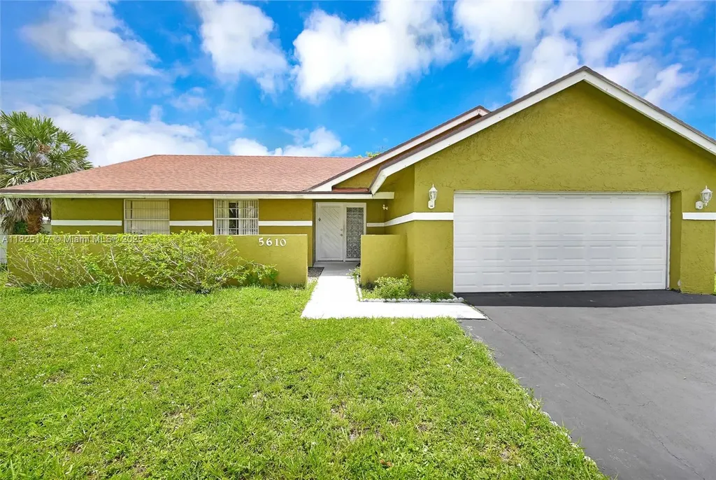 5610 NW 54th Avenue Tamarac FL 33319