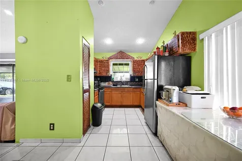 5610 NW 54th Avenue Tamarac FL 33319
