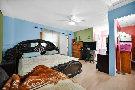 5610 NW 54th Avenue Tamarac FL 33319