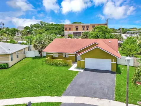 5610 NW 54th Avenue Tamarac FL 33319