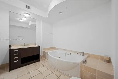 18201 Collins Avenue Sunny Isles Beach FL 33160